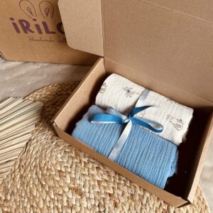 Newborn box lions