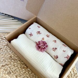 Newborn box little flowers
